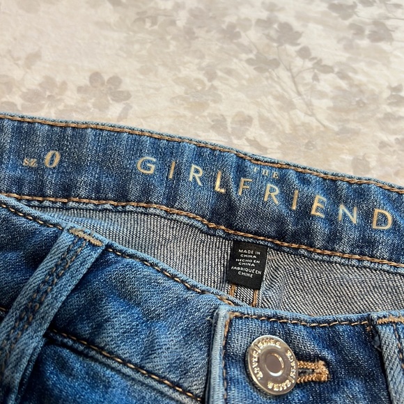 White House Black Market Distressed Embellished Girlfriend Jeans 0 - Picture 9 of 10